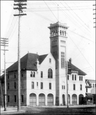 Albert station build in 1899